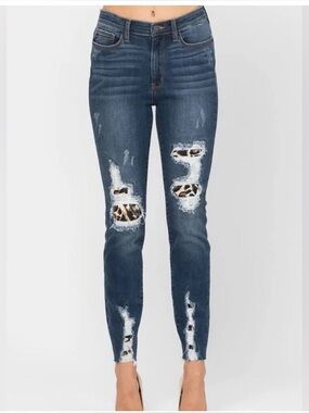 Judy Blue Miranda High Rise Leopard Patch Distressed Skinny Jeans Size 28